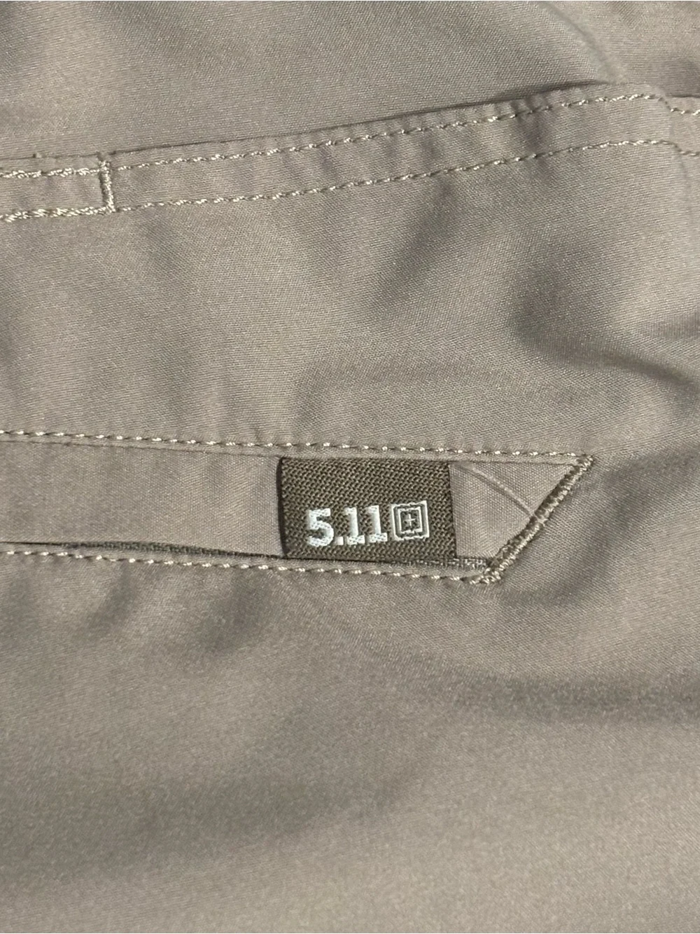 5.11 Tactical Men's Flat Front Shorts - Taupe Khaki Mens size 38 w/ 9” Inseam